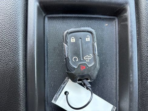 Used 2019 Chevrolet Silverado 1500 LT w/ All-Star Edition AWD/4WD image 33