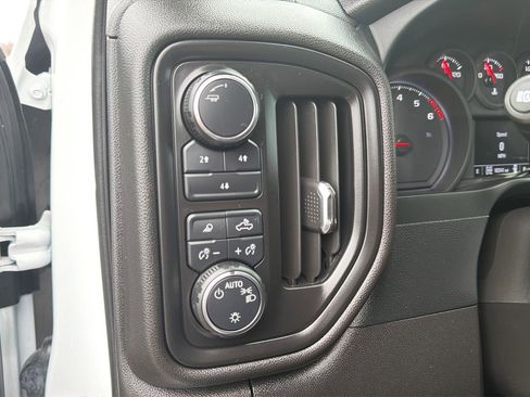 Used 2024 Chevrolet Silverado 2500 Custom w/ Custom Value Package image 23