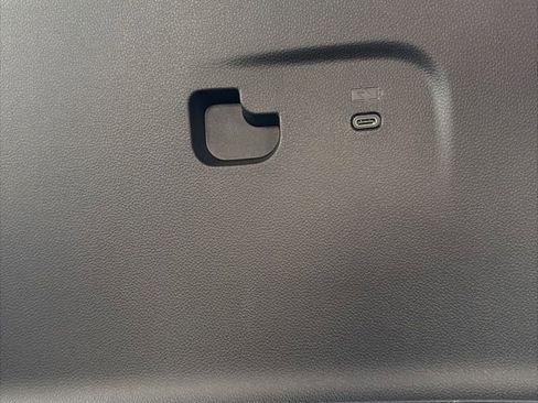 New 2026 Chevrolet Traverse Z71 w/ Enhanced Driving Package image 27