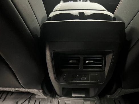 New 2026 GMC Canyon AT4 w/ AT4 Premium Package AWD/4WD image 35