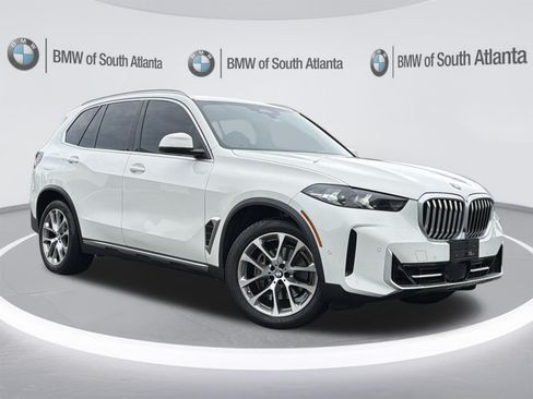 Used 2024 BMW X5 sDrive40i RWD image 2