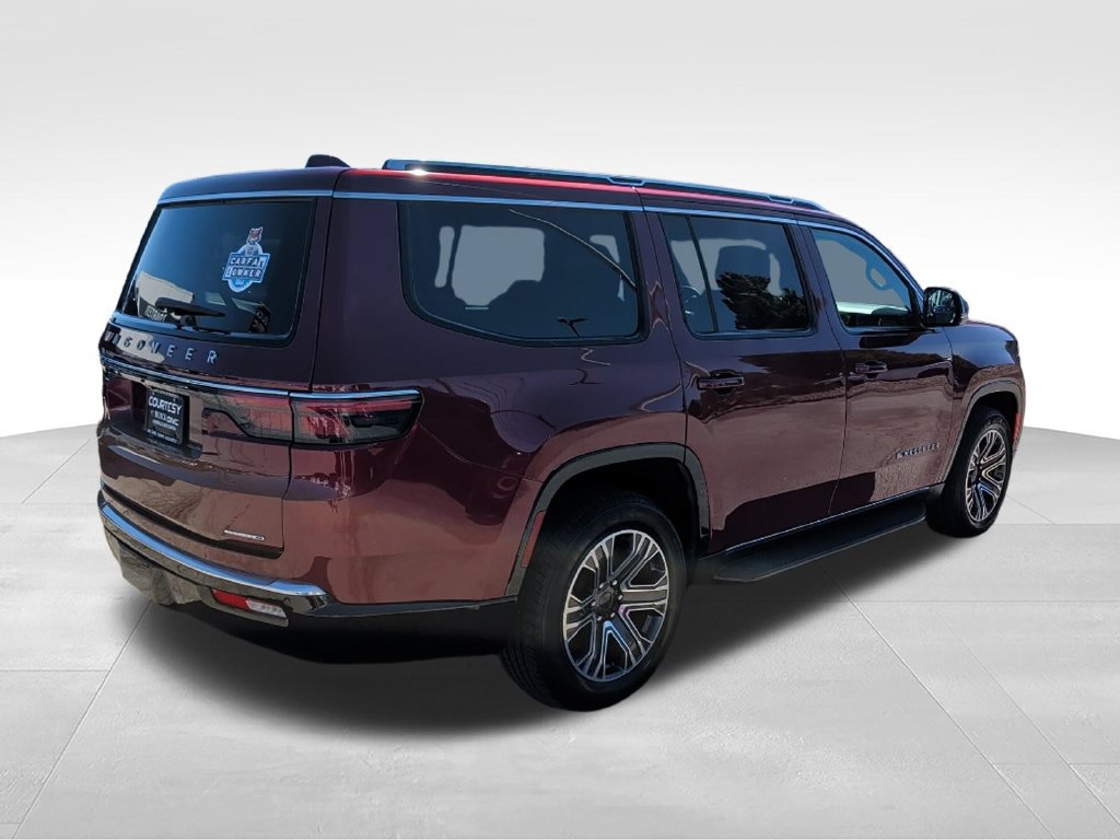 Used 2023 Jeep Wagoneer Series II AWD/4WD image 5