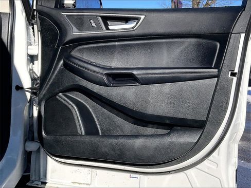 Used 2023 Ford Edge SEL w/ Convenience Package image 11