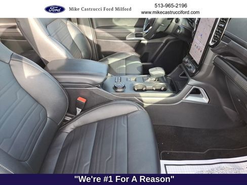 Used 2024 Ford Ranger Lariat w/ Trailer Tow Package image 25