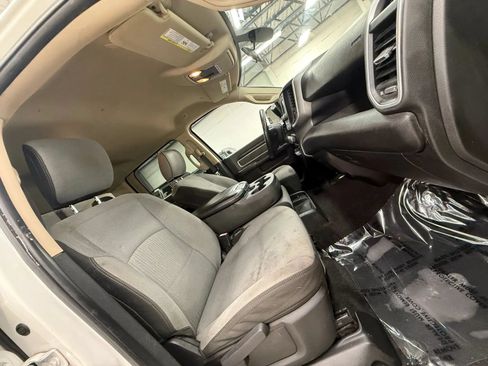 Used 2019 RAM 2500 Big Horn AWD/4WD image 25