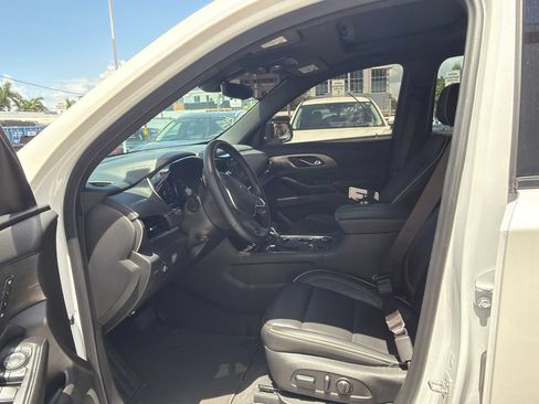 Used 2023 Chevrolet Traverse Premier w/ Redline Edition FWD image 33
