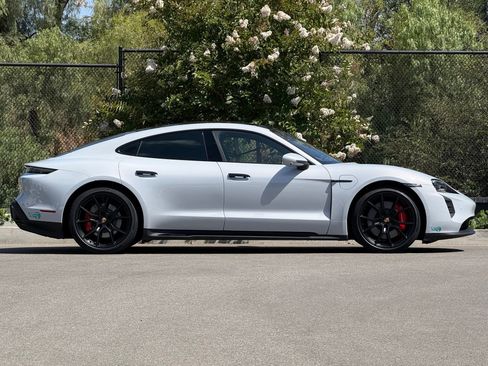 Certified 2024 Porsche Taycan GTS AWD/4WD image 8