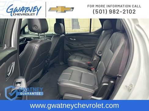 Used 2023 Chevrolet Traverse RS image 30