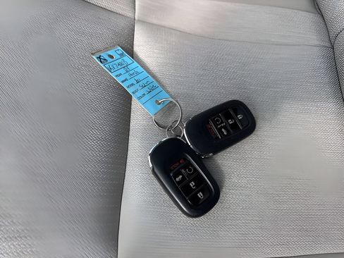 Used 2024 Honda Accord EX image 30