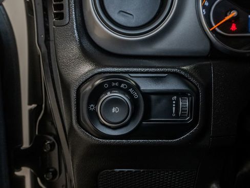 Used 2023 Jeep Wrangler Unlimited Sport AWD/4WD image 15