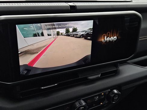 New 2026 Jeep Gladiator Sport AWD/4WD image 19