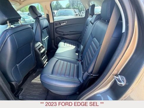 Used 2023 Ford Edge SEL w/ Sport Appearance Package AWD/4WD image 13
