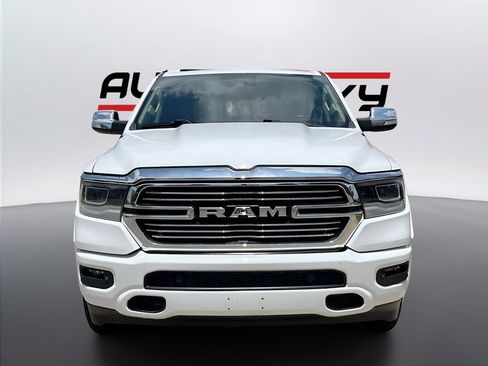 Used 2021 RAM 1500 Laramie AWD/4WD image 2