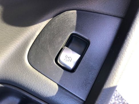 Used 2020 Mercedes-Benz E 450 4MATIC Sedan image 6