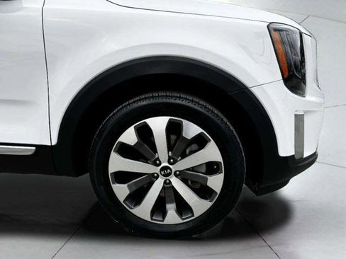 Used 2021 Kia Telluride EX w/ EX Premium Package FWD image 60