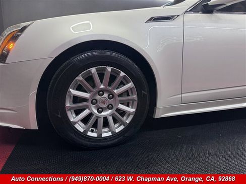 Used 2011 Cadillac CTS Luxury image 32
