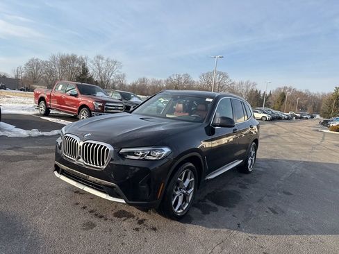 Used 2024 BMW X3 xDrive30i w/ Convenience Package image 3