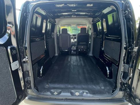 Used 2020 Nissan NV200 S FWD image 22