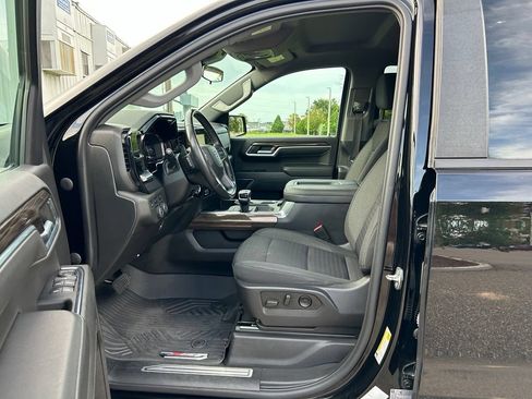 Used 2022 Chevrolet Silverado 1500 RST AWD/4WD image 15