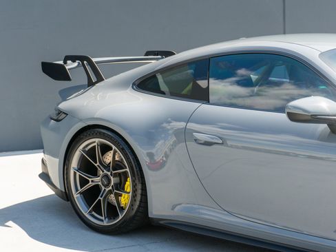 Used 2023 Porsche 911 GT3 RWD image 25