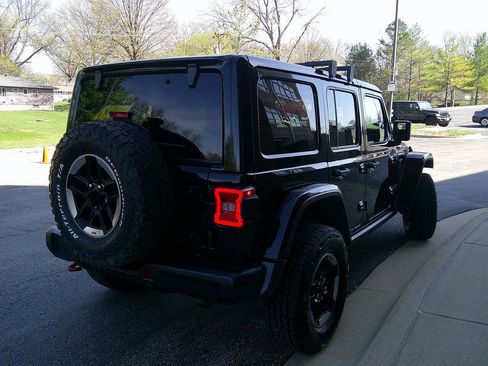 Used 2018 Jeep Wrangler Unlimited Rubicon AWD/4WD image 5