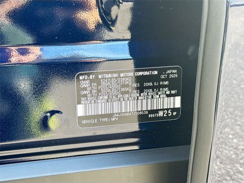 New 2026 Mitsubishi Outlander SE image 31