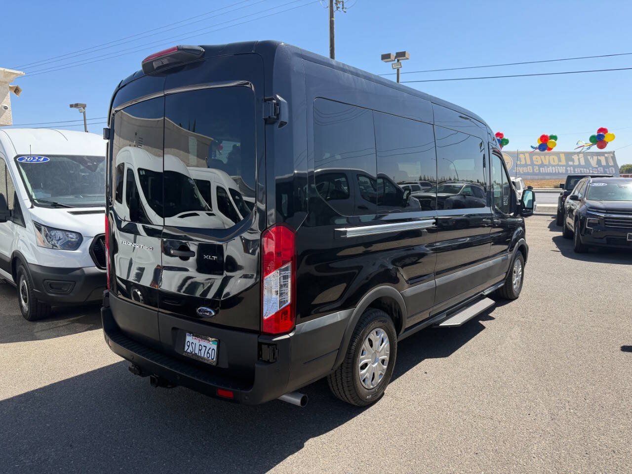 Used 2025 Ford Transit 350 XLT RWD image 7