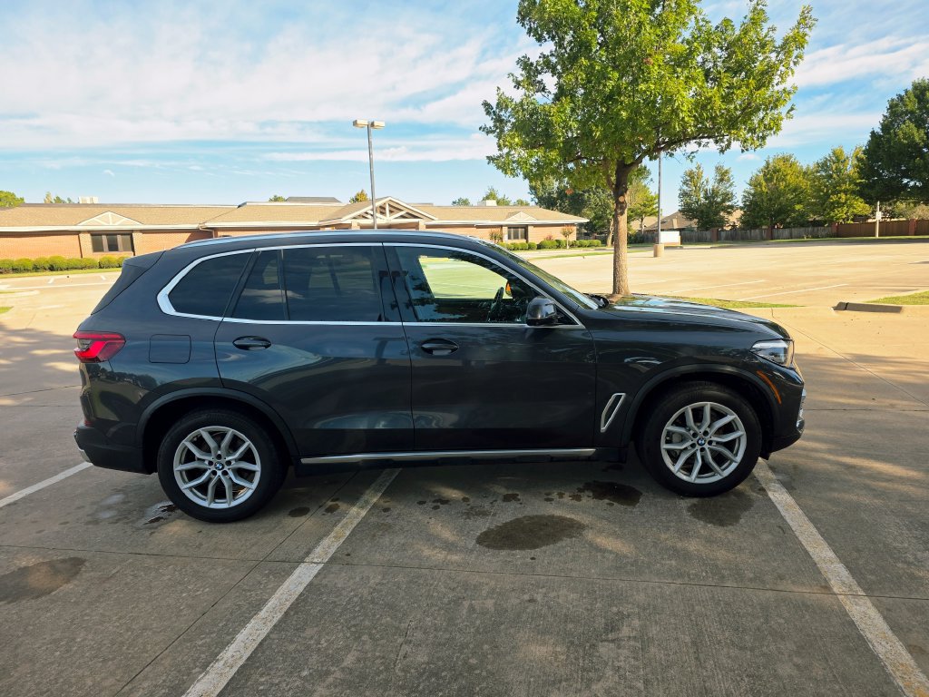 Used 2019 BMW X5 xDrive40i w/ Premium Package 2 AWD/4WD image 22