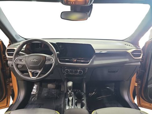 Used 2024 Chevrolet TrailBlazer ACTIV w/ Convenience Package FWD image 13