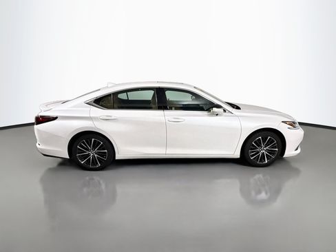 Certified 2024 Lexus ES 350 w/ Premium Package FWD image 8