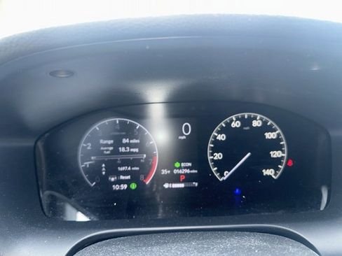 Certified 2024 Honda HR-V Sport image 10