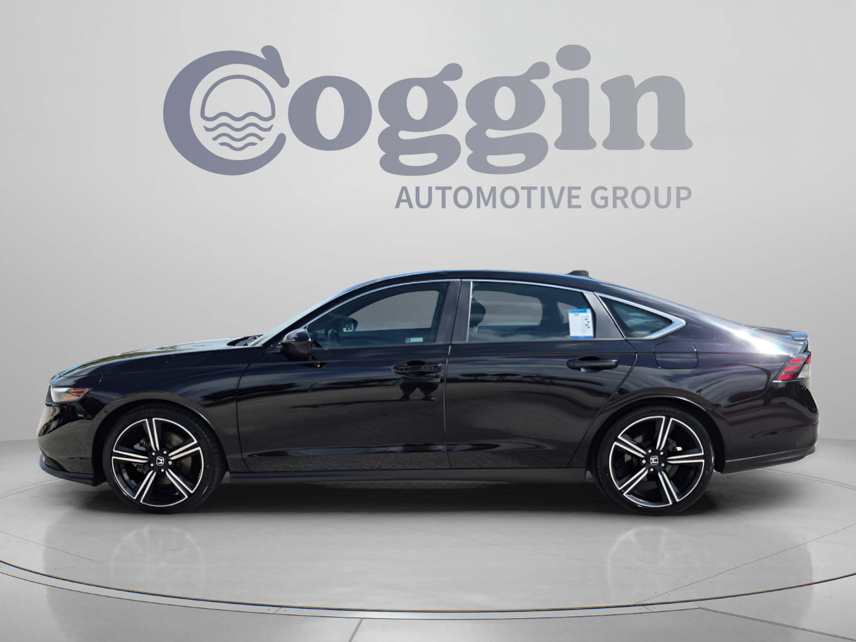 Certified 2023 Honda Accord Sport image 3