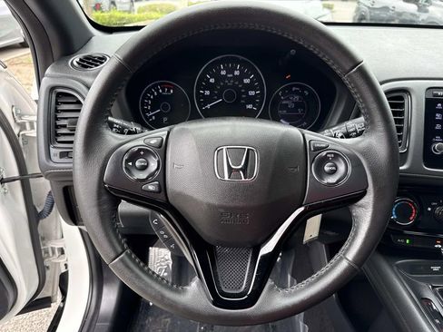 Used 2022 Honda HR-V Sport image 40