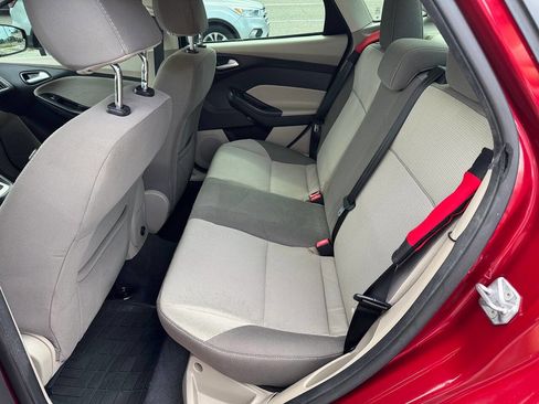 Used 2014 Ford Focus SE image 13