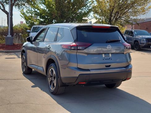 New 2026 Nissan Rogue SV image 2