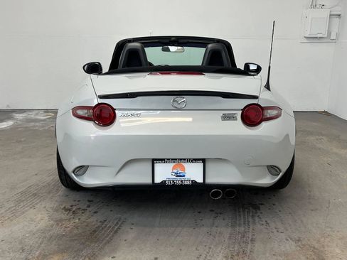 Used 2016 MAZDA MX-5 Miata Sport image 8