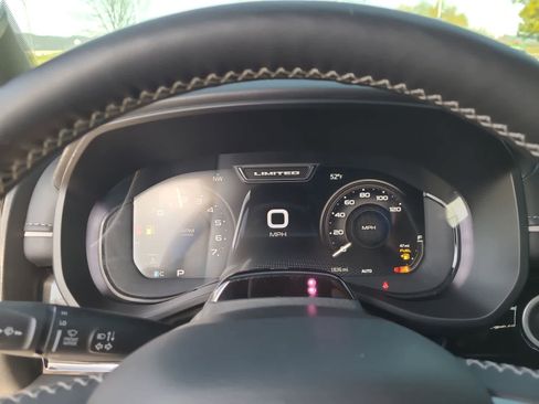 Used 2025 RAM 1500 Limited AWD/4WD image 26