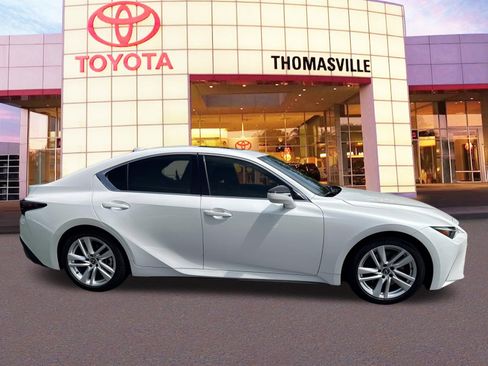 Used 2025 Lexus IS 300 w/ Comfort Package RWD image 4