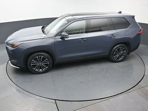 Certified 2024 Toyota Grand Highlander AWD Hybrid image 42