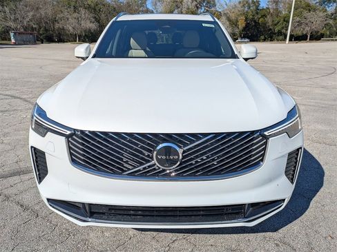 New 2026 Volvo XC90 T8 Plus image 9