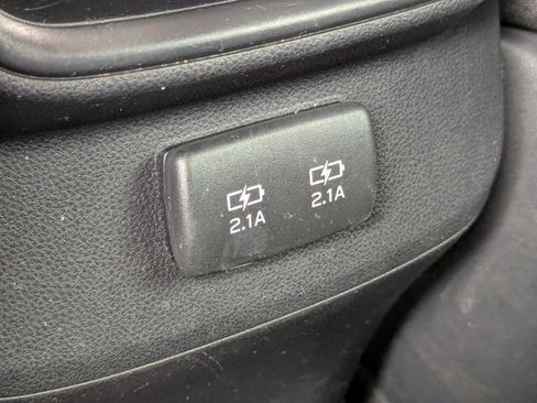 Used 2021 Subaru Outback Premium AWD/4WD image 24