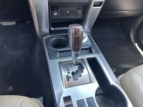 Used 2022 Toyota 4Runner Limited AWD/4WD image 16