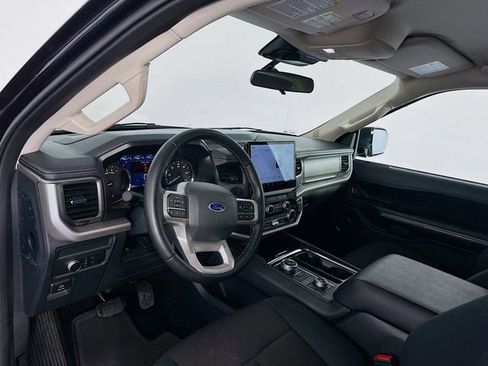 Used 2022 Ford Expedition XL AWD/4WD image 9