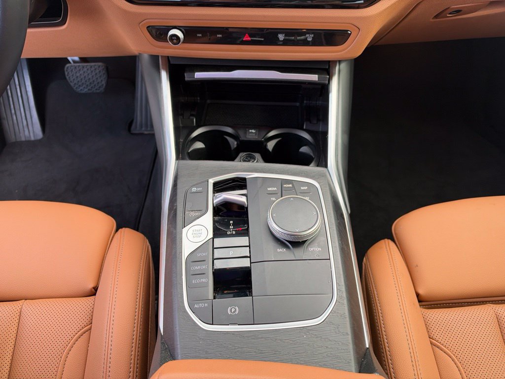 Certified 2023 BMW 330i Sedan RWD image 16