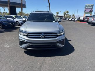 Used 2023 Volkswagen Tiguan SE w/ Panoramic Sunroof Package video 2