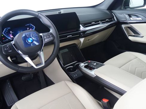 Used 2025 BMW X1 xDrive28i w/ Convenience Package image 17