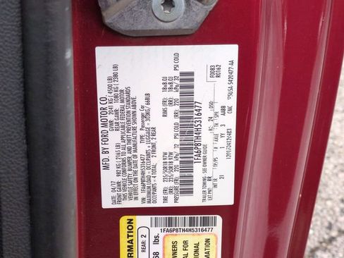 Used 2017 Ford Mustang EcoBoost image 30