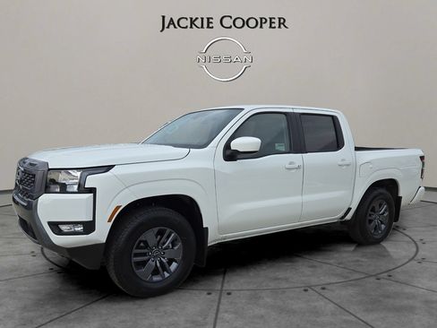 New 2025 Nissan Frontier SV w/ SV Convenience Package RWD image 1