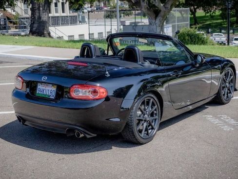 Used 2014 MAZDA MX-5 Miata Club image 8