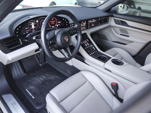 Certified 2024 Porsche Taycan 4S image 4